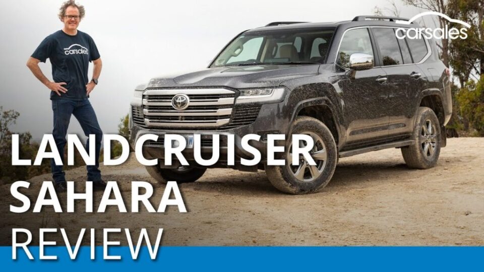 Toyota LandCruiser Sahara 2021 Review